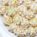 Detail of hand-painted aurora yellow beads with daisy and ribbon for DIY jewelry - 18mm / Yellow Bead + Creamy White Flower