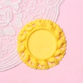Detail of 2.5cm yellow resin cameo base with vintage baroque relief for DIY projects - Yellow