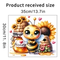 Detalle de las dimensiones de 35x30cm del vinilo decorativo de abeja linda y girasoles - Estilo Abeja Con Tarro De Miel (KSA80D)
