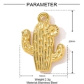 Vue macro d'un pendentif cactus doré en acier inoxydable de 20mm avec détails de mesure - Style Fleur de Cactus (YF1460)