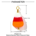 Dettaglio del ciondolo a forma di caramella in acciaio e vetro con le dimensioni - Stile Caramella Arcobaleno a Tre Colori (YH921)