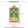 Nahaufnahme des Tarot-Anhängers Stern aus grünem Emaille und goldenem Edelstahl - Der Stern-Stil(YH1230)