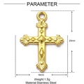 Dettaglio del ciondolo a croce dorata con dimensioni di 25 mm di altezza e 18 mm - Croce con Motivo Radiante (XF237) / 5 Pezzi
