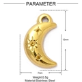 Detailansicht des goldenen Mondanhängers mit Sternengravur und Produktabmessungen - Gravierter Mond Stil (XF202)