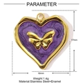 Detail eines Herz-Schmetterling-Anhängers aus lila Emaille mit 17x16 mm Maßen - Lila Schmetterlings-Herz-Stil (YE1124-1)