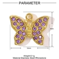 Détail d'un pendentif papillon doré orné de strass violets avec anneau de suspension - Papillon Doré Strass Violet (YE1284-2)