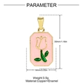 Dimensiones del colgante de tulipán en esmalte rosa y cobre dorado de 30mm por 14mm - Tulipán Rosa (YH1570-1)