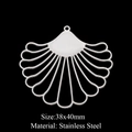 Vue détaillée du pendentif éventail en acier inoxydable argenté de 38x40mm avec trou - Style Éventail Rayonnant Argenté (LA305-1)
