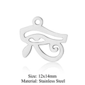 Vista macro del ciondolo occhio di Horus in acciaio inossidabile 12x14mm con dimensioni - Stile Occhio di Horus Argento (T919-1)