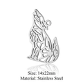 Vue macro détaillée d'un pendentif en acier inoxydable en forme de hibou évidé - Loup Hurlant en Argent (JN871-1)