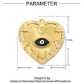 Dettaglio del ciondolo a cuore malocchio con dimensioni di 31mm di altezza e 30mm di larghezza - Stile Cuore Radiante Con Strass Bianco Malocchio (YE660-2)