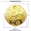 Vue détaillée d'un pendentif fleur en acier doré de 18 mm avec les spécifications - Motif Marguerite (XF160)