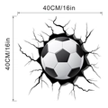 Sticker mural 3D détaillé avec ballon de football perçant le mur, taille 40 cm - Style Football KSR-49D
