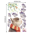 Details des Wandstickers mit grauer Katze, lila Schmetterlingen und grünen Ranken - 40*57CM Im Beutel