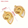 Gouden spiraal schelphanger met wit inlegwerk voor DIY-sieraden, 28x17mm - Witte Wulk