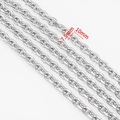 Detail view of silver O-link chain with dimensions 7.5mm width and 10mm length - 1 Meter/Pack / Silver