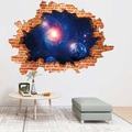 Adesivo murale 3D effetto muro rotto con galassia spaziale e pianeti luminosi - Stile Vortice Galattico (KS6715)