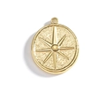 Vue détaillée d'un pendentif étoile doré avec texture martelée et motif boussole - Style Étoile Octogonale Ronde / Grand Or