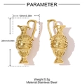 Gouden roestvrijstalen amfora oorbellen met gegraveerde geometrische patronen - Gouden Amfora Vaas Stijl (YH1398)