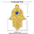 Pendentif main de Hamsa en acier doré avec strass bleu et motif d'hexagramme - Main de Fatma avec Zircon Bleu (YE1409)