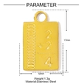 Pendentif rectangulaire en acier inoxydable doré avec gravure 2+2=4 et bordure spirale - Style Formule d'Addition (YE1411)