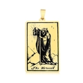 Goldener rechteckiger Tarot-Anhänger mit Eremiten-Design aus robustem Titanstahl - Der Eremit (LA460-9)