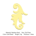 Pendentif cœur baroque en acier inoxydable plaqué or avec motif de vagues - Volute Baroque (LA780-2)