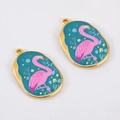 304 Edelstahl Oval-Anhänger mit Flamingo und Waldblumen-Emaille in Goldoptik veredelt - Flamingo