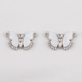 Silberner Schmetterlingsanhänger mit weißem Emaille und funkelnden Straßsteinen - Schmetterling mit Strass / 2 Stück/Packung (15.4x15.3mm) / Weiß
