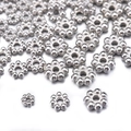 Silver flower-shaped CCB snowflake spacer beads for DIY jewelry making and bracelets - 4mm / Silver