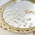 Crèmekleurige parelmoer strik kralen voor DIY sieraden en haaraccessoires - Strik Stijl