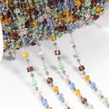 Bunte Kristall-Quadratperlenkette für DIY-Schmuckherstellung auf einer weißen Spule - 2,5 mm (1 m/Packung) / Silberton mit Bunten Perlen