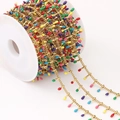 Chaîne à billes dorées avec breloques cœur en émail coloré sur une bobine blanche - 【1 Mètre / Paquet】 / Chaîne Émail Feuille