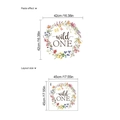 Vinilo decorativo de corona floral autoadhesivo con letras wild ONE y dimensiones - Pegatina de Puerta Dos Pájaros