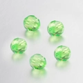 Hellgrüne facettierte Acrylperlen im Rautenschliff für DIY Halsketten und Schmuckherstellung - 50 Stück / Grün 8mm
