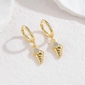 Élégantes boucles d'oreilles créoles coquillage doré avec cristaux pour femmes - Style Conque (OLBE1177-hailuo)