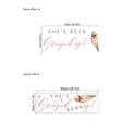 Adesivo murale con cono gelato rosa e scritta 'She's Been Scooped Up' per interni - Sposa al Gelato (ZC1064)