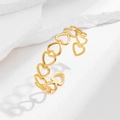 Dettaglio del bracciale regolabile placcato in oro con cuori traforati in acciaio inox - Cuore Vuoto (1134) / Oro
