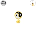 Dettaglio del labret in acciaio chirurgico 316L con design Yin Yang in smalto bianco nero - Yin Yang Oro (LP040-G1208)