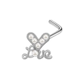 Dettaglio di piercing al naso a L argento con cuore di perle e ciondolo Love - Lettera Love Cuore Perla