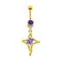 Detail eines goldenen Bauchnabelpiercings mit lila Edelstein und Stern-Anhänger - Gold Flüssigmetall Kreuzstern Violetter Zirkonia Stil (#12)
