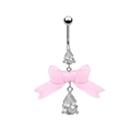 Detailansicht eines silbernen Bauchnabelpiercings mit rosa Schleife und Zirkonia - Wassertropfen Klare Strass Rosa Schleife Stil (24012701-20)