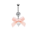 Detail von Bauchnabelpiercing mit rosa Schleife und Herzperle an poliertem Silberstab - Herz Künstliche Perle Rosa Schleife Stil (24012701-27)