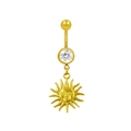 Détail du piercing de nombril doré avec pendentif soleil et pierre zircon cubique - Style Visage Solaire Humanoïde Or (BR25071133-G)