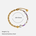Detailed view of golden stainless steel bracelet with freshwater pearls and a heart charm - Heart Patchwork Artificial Pearl Bracelet (7) / Gold