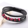 Pulsera multicapa de cuero trenzado negro con cuentas de ojo de tigre rojo y cierre imán - Cuero Con Piedra Roja