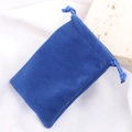 Eleganter dunkelblauer Samtbeutel mit Kordelzug für Schmuck und kleine Geschenke - Blau