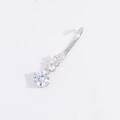 Macro shot of S925 sterling silver pinch bail with three graduated cubic zirconia stones - Style A / White Gold