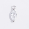 Dettaglio macro del ciondolo marquise in argento sterling S925 con zircone scintillante - Ciondolo Marquise Zirconia Bianca Placcato Platino