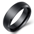 Bague en acier titane noir 6mm avec finition brossée et bords polis élégants - US 7 / Noir